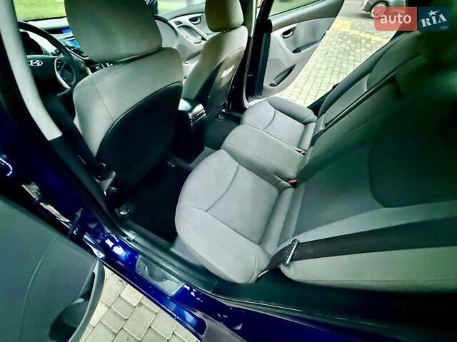 Синий Хендай Элантра, объемом двигателя 1.8 л и пробегом 193 тыс. км за 8900 $, фото 25 на Automoto.ua