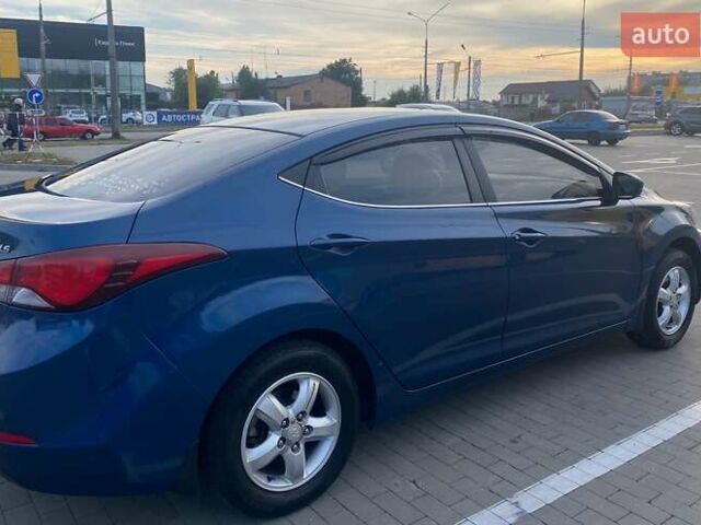 Синій Хендай Елантра, об'ємом двигуна 1.59 л та пробігом 240 тис. км за 9000 $, фото 2 на Automoto.ua