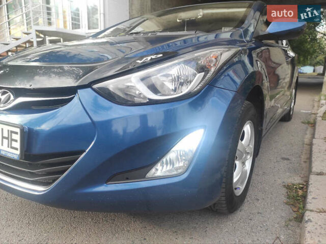 Синій Хендай Елантра, об'ємом двигуна 1.59 л та пробігом 240 тис. км за 9000 $, фото 16 на Automoto.ua