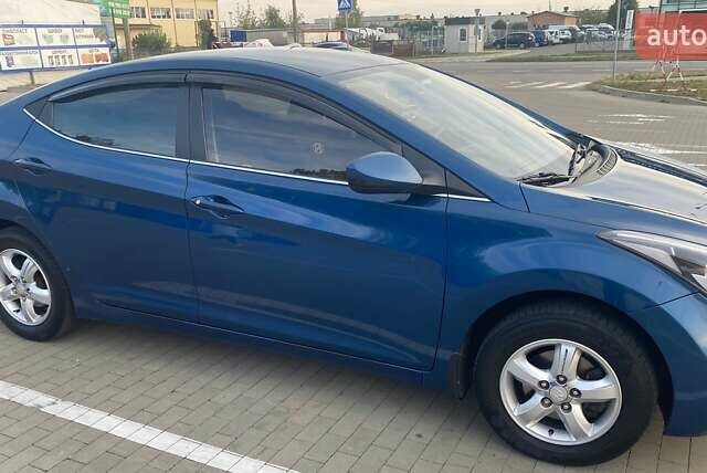 Синій Хендай Елантра, об'ємом двигуна 1.59 л та пробігом 240 тис. км за 9000 $, фото 1 на Automoto.ua