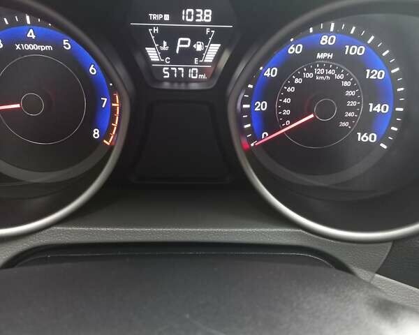Синий Хендай Элантра, объемом двигателя 1.8 л и пробегом 92 тыс. км за 9800 $, фото 3 на Automoto.ua