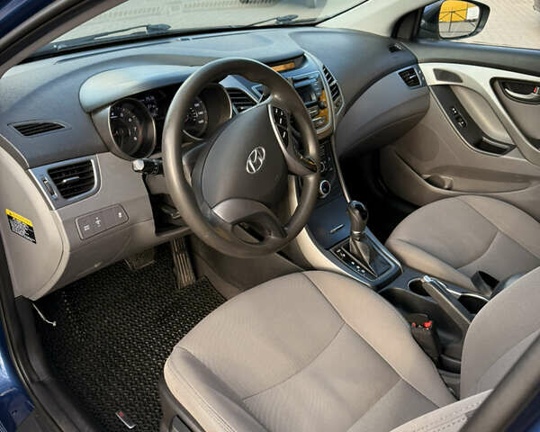 Хендай Элантра 2015 в Хмельницком на Automoto.ua Синий Хендай Элантра, объемом двигателя 1.8 л и пробегом 205 тыс. км за 7600 $, фото 14 на Automoto.ua