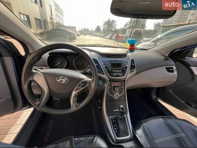 Синий Хендай Элантра, объемом двигателя 1.8 л и пробегом 188 тыс. км за 9000 $, фото 5 на Automoto.ua