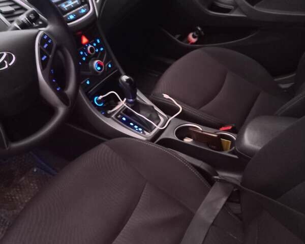 Синій Хендай Елантра, об'ємом двигуна 1.8 л та пробігом 137 тис. км за 9200 $, фото 1 на Automoto.ua