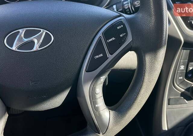 Синій Хендай Елантра, об'ємом двигуна 1.8 л та пробігом 321 тис. км за 10999 $, фото 14 на Automoto.ua