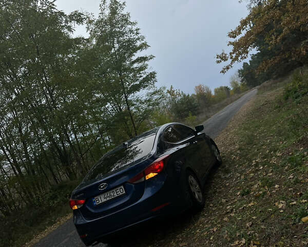 Синий Хендай Элантра, объемом двигателя 1.8 л и пробегом 200 тыс. км за 8900 $, фото 4 на Automoto.ua