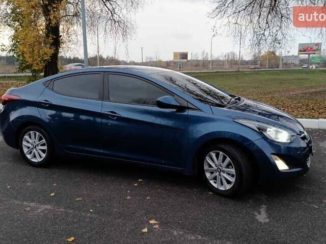 Синий Хендай Элантра, объемом двигателя 1.8 л и пробегом 135 тыс. км за 9500 $, фото 2 на Automoto.ua