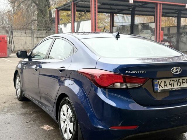 Синий Хендай Элантра, объемом двигателя 1.8 л и пробегом 188 тыс. км за 9000 $, фото 1 на Automoto.ua