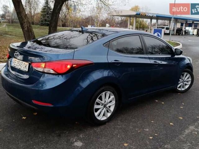 Синий Хендай Элантра, объемом двигателя 1.8 л и пробегом 135 тыс. км за 9500 $, фото 5 на Automoto.ua