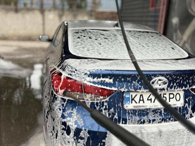 Синий Хендай Элантра, объемом двигателя 1.8 л и пробегом 188 тыс. км за 9000 $, фото 3 на Automoto.ua