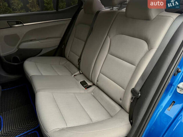 Синий Хендай Элантра, объемом двигателя 2 л и пробегом 145 тыс. км за 9950 $, фото 20 на Automoto.ua