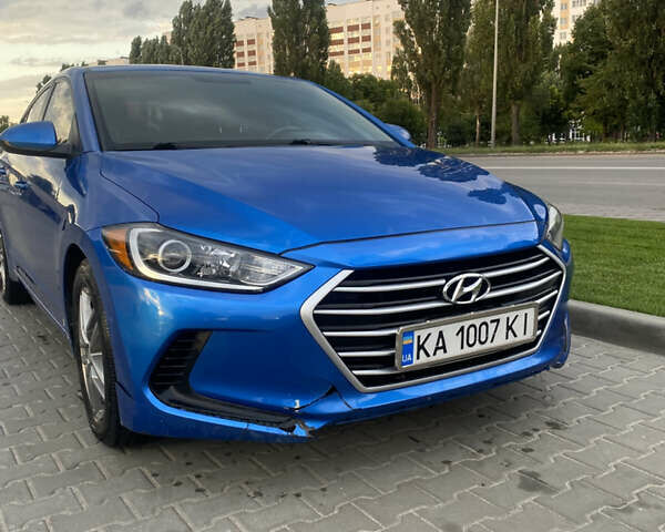 Синій Хендай Елантра, об'ємом двигуна 2 л та пробігом 194 тис. км за 9900 $, фото 3 на Automoto.ua