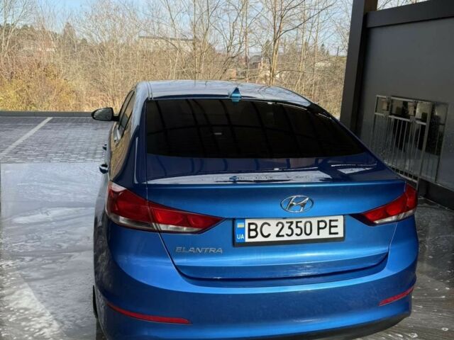 Синий Хендай Элантра, объемом двигателя 2 л и пробегом 180 тыс. км за 11000 $, фото 6 на Automoto.ua