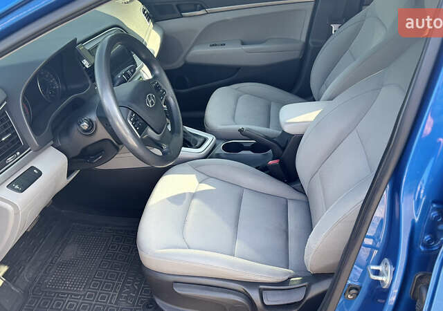 Синій Хендай Елантра, об'ємом двигуна 2 л та пробігом 207 тис. км за 10200 $, фото 8 на Automoto.ua