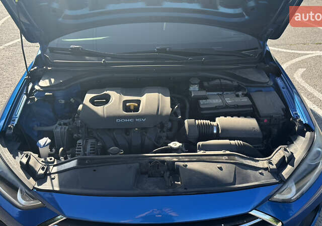 Синій Хендай Елантра, об'ємом двигуна 2 л та пробігом 207 тис. км за 10200 $, фото 12 на Automoto.ua