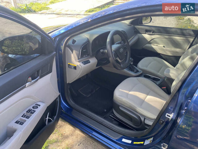 Синий Хендай Элантра, объемом двигателя 2 л и пробегом 153 тыс. км за 12900 $, фото 10 на Automoto.ua