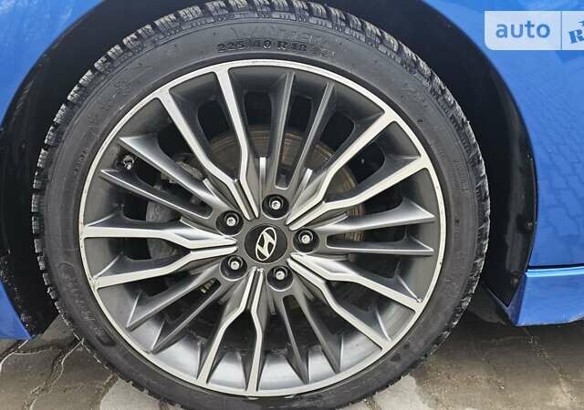 Синій Хендай Елантра, об'ємом двигуна 1.59 л та пробігом 125 тис. км за 10900 $, фото 40 на Automoto.ua