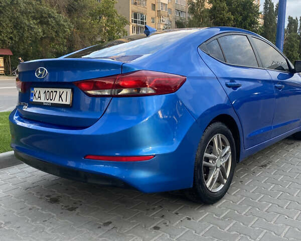 Синій Хендай Елантра, об'ємом двигуна 2 л та пробігом 194 тис. км за 9900 $, фото 8 на Automoto.ua