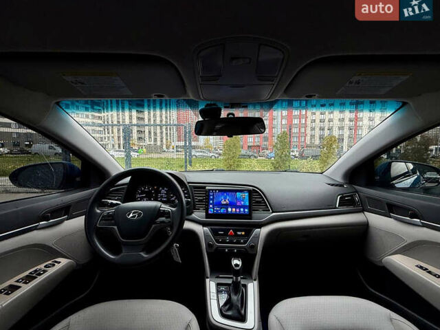 Синий Хендай Элантра, объемом двигателя 2 л и пробегом 145 тыс. км за 9950 $, фото 30 на Automoto.ua