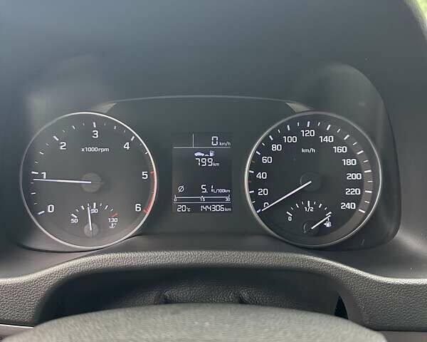 Синий Хендай Элантра, объемом двигателя 1.58 л и пробегом 150 тыс. км за 10900 $, фото 8 на Automoto.ua