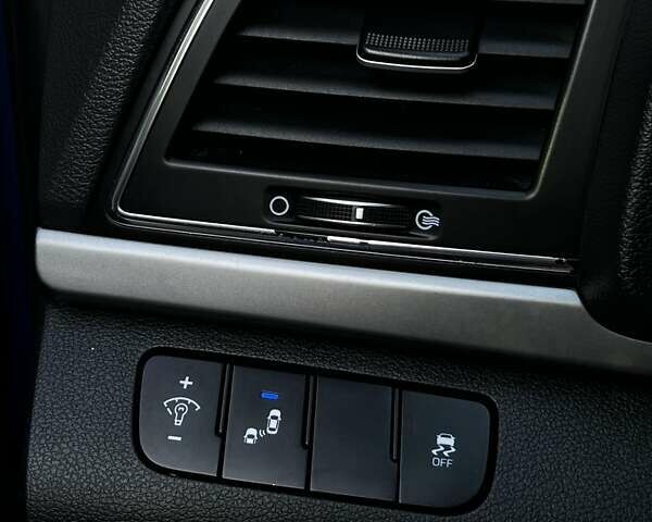 Синій Хендай Елантра, об'ємом двигуна 2 л та пробігом 168 тис. км за 11500 $, фото 20 на Automoto.ua