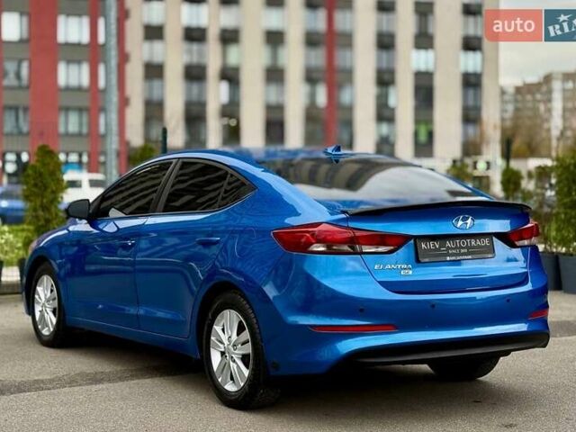 Синий Хендай Элантра, объемом двигателя 2 л и пробегом 145 тыс. км за 9950 $, фото 12 на Automoto.ua