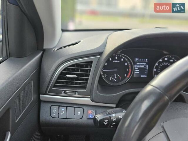Синий Хендай Элантра, объемом двигателя 2 л и пробегом 102 тыс. км за 13000 $, фото 25 на Automoto.ua