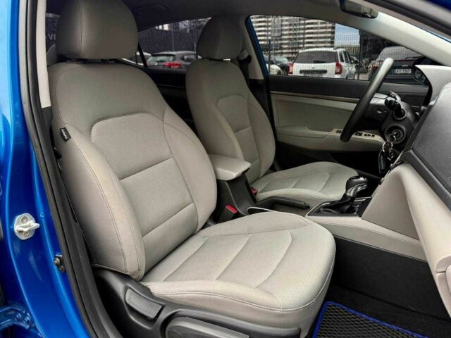 Хендай Элантра 2016 в Киеве на Automoto.ua Синий Хендай Элантра, объемом двигателя 2 л и пробегом 145 тыс. км за 9950 $, фото 9 на Automoto.ua