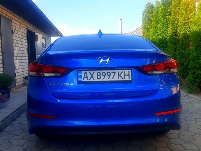 Синий Хендай Элантра, объемом двигателя 2 л и пробегом 189 тыс. км за 10200 $, фото 1 на Automoto.ua