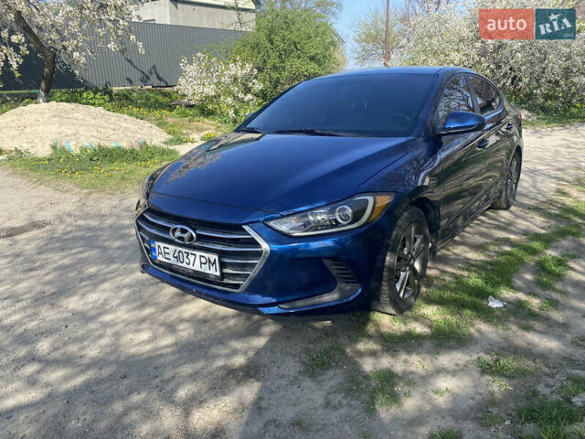 Синий Хендай Элантра, объемом двигателя 2 л и пробегом 153 тыс. км за 12900 $, фото 17 на Automoto.ua