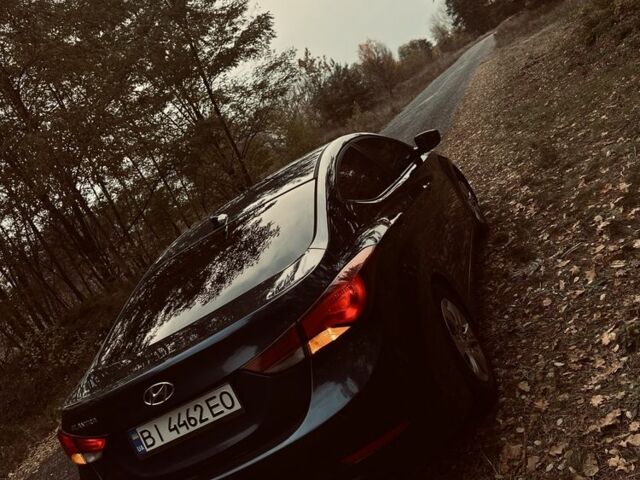 Синий Хендай Элантра, объемом двигателя 1.8 л и пробегом 200 тыс. км за 8900 $, фото 2 на Automoto.ua