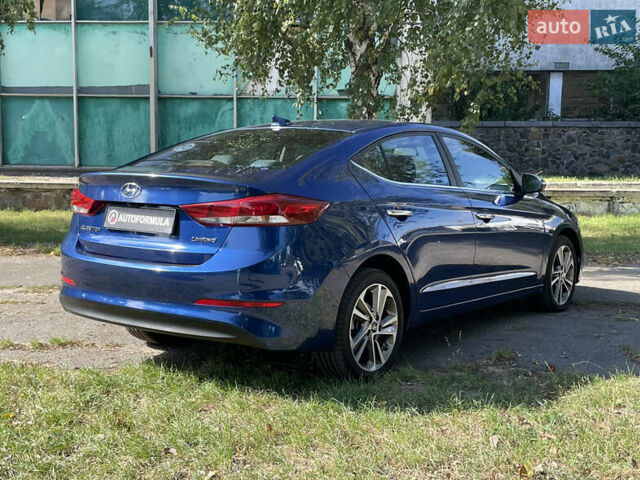 Синий Хендай Элантра, объемом двигателя 2 л и пробегом 62 тыс. км за 13990 $, фото 9 на Automoto.ua