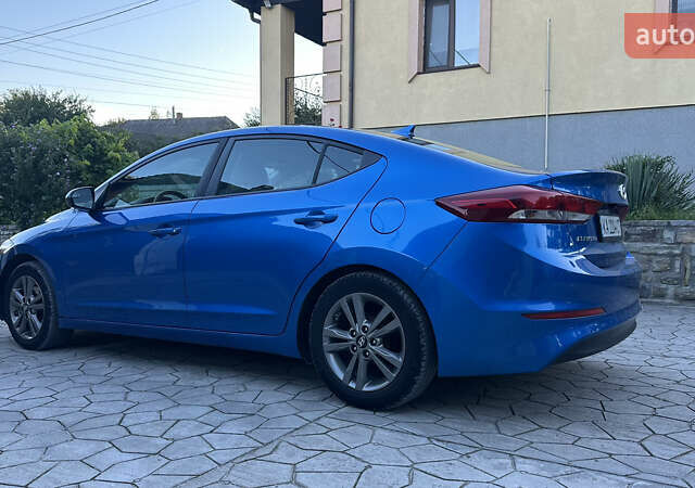 Синий Хендай Элантра, объемом двигателя 2 л и пробегом 135 тыс. км за 9900 $, фото 4 на Automoto.ua