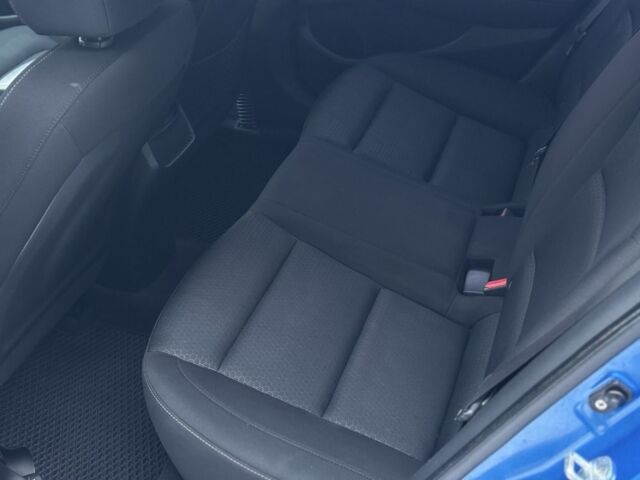 Синій Хендай Елантра, об'ємом двигуна 2 л та пробігом 230 тис. км за 8000 $, фото 11 на Automoto.ua