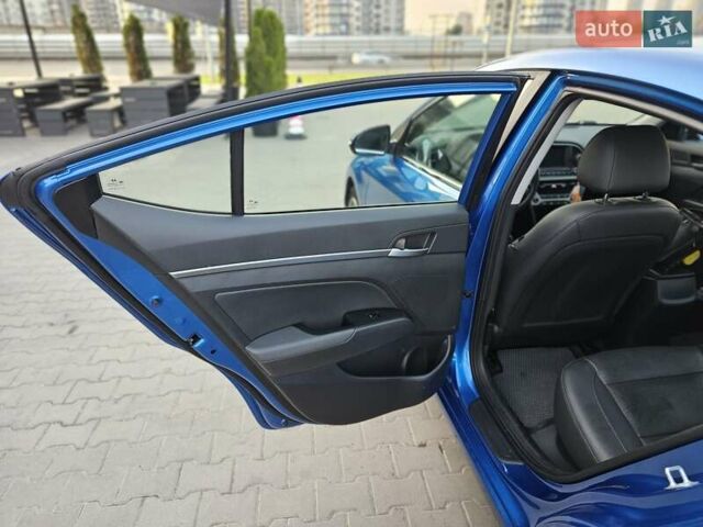 Синий Хендай Элантра, объемом двигателя 2 л и пробегом 102 тыс. км за 13000 $, фото 18 на Automoto.ua