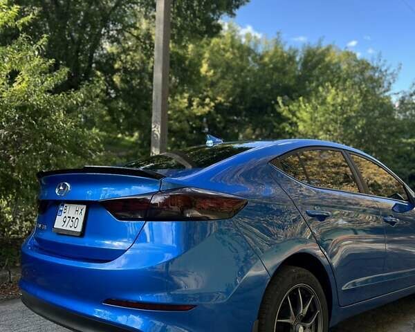 Синій Хендай Елантра, об'ємом двигуна 2 л та пробігом 168 тис. км за 11500 $, фото 3 на Automoto.ua