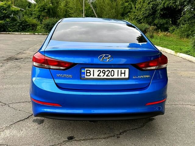 Синій Хендай Елантра, об'ємом двигуна 1.6 л та пробігом 144 тис. км за 11500 $, фото 5 на Automoto.ua