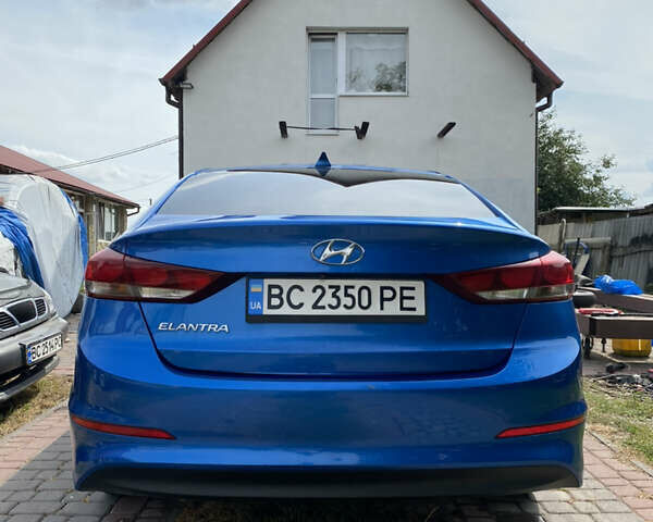 Синий Хендай Элантра, объемом двигателя 1.98 л и пробегом 180 тыс. км за 10300 $, фото 4 на Automoto.ua