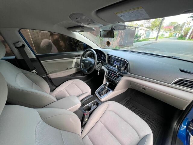 Синий Хендай Элантра, объемом двигателя 2 л и пробегом 136 тыс. км за 9900 $, фото 3 на Automoto.ua