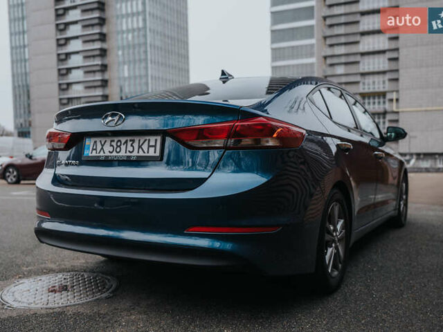 Синий Хендай Элантра, объемом двигателя 2 л и пробегом 92 тыс. км за 12000 $, фото 11 на Automoto.ua