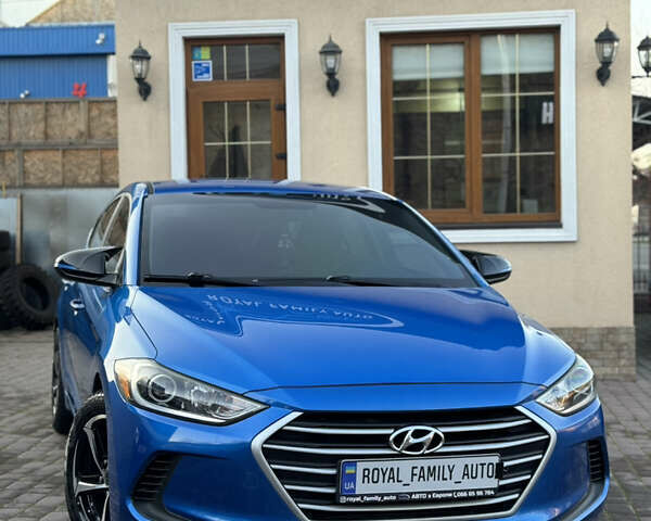 Синій Хендай Елантра, об'ємом двигуна 2 л та пробігом 180 тис. км за 10500 $, фото 1 на Automoto.ua