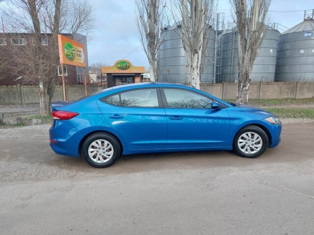 Синий Хендай Элантра, объемом двигателя 2 л и пробегом 80 тыс. км за 10500 $, фото 6 на Automoto.ua