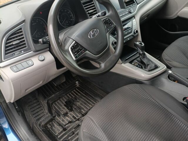 Синий Хендай Элантра, объемом двигателя 2 л и пробегом 102 тыс. км за 9999 $, фото 4 на Automoto.ua