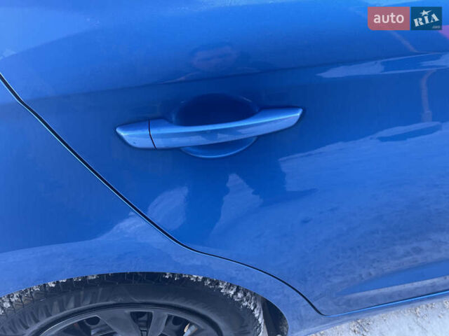 Синий Хендай Элантра, объемом двигателя 2 л и пробегом 179 тыс. км за 9300 $, фото 22 на Automoto.ua