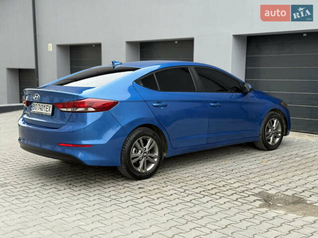 Синий Хендай Элантра, объемом двигателя 2 л и пробегом 209 тыс. км за 9300 $, фото 12 на Automoto.ua
