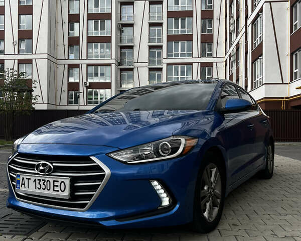 Синий Хендай Элантра, объемом двигателя 2 л и пробегом 173 тыс. км за 13300 $, фото 1 на Automoto.ua