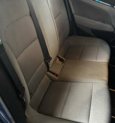 Синий Хендай Элантра, объемом двигателя 2 л и пробегом 100 тыс. км за 11000 $, фото 15 на Automoto.ua