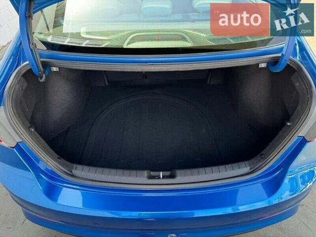 Синий Хендай Элантра, объемом двигателя 2 л и пробегом 109 тыс. км за 2900 $, фото 11 на Automoto.ua