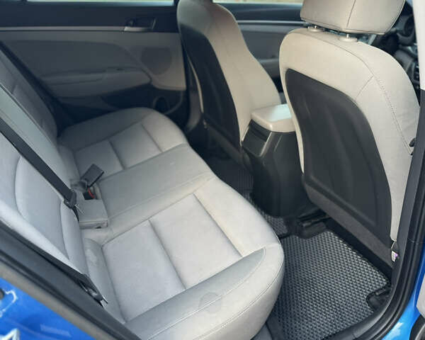 Синій Хендай Елантра, об'ємом двигуна 2 л та пробігом 180 тис. км за 10500 $, фото 24 на Automoto.ua