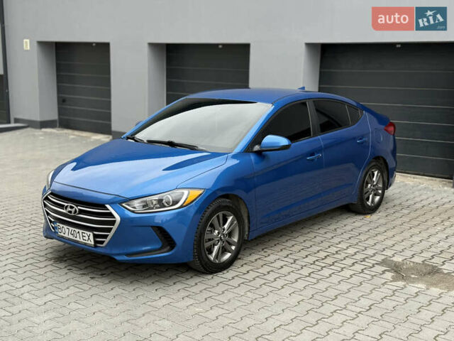 Синий Хендай Элантра, объемом двигателя 2 л и пробегом 209 тыс. км за 9300 $, фото 4 на Automoto.ua